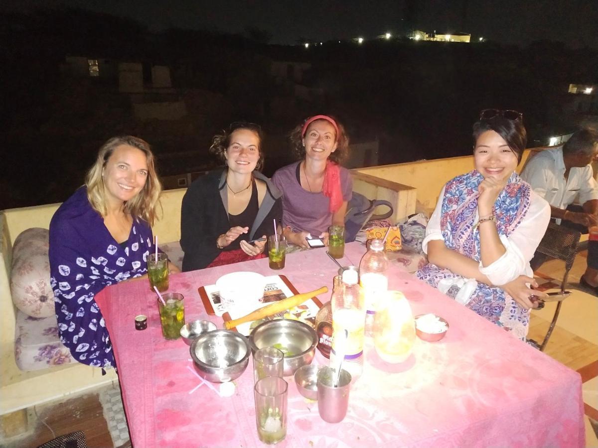 Hotel Heera Court Jaisalmer Esterno foto