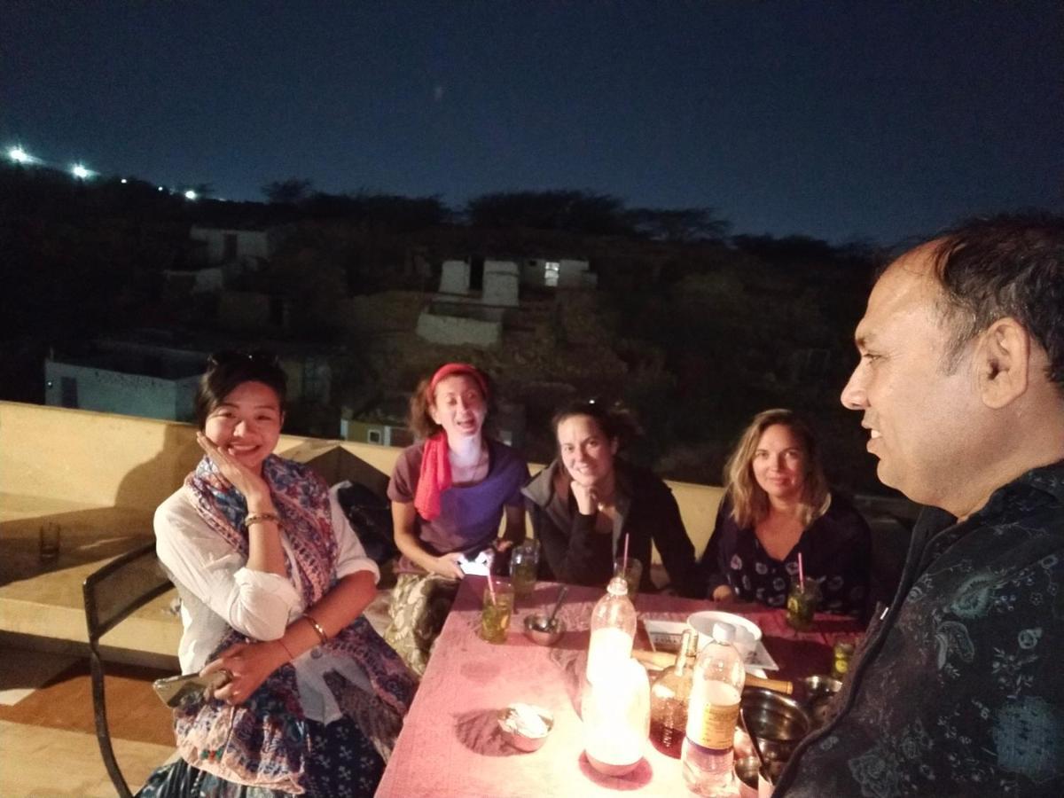 Hotel Heera Court Jaisalmer Esterno foto